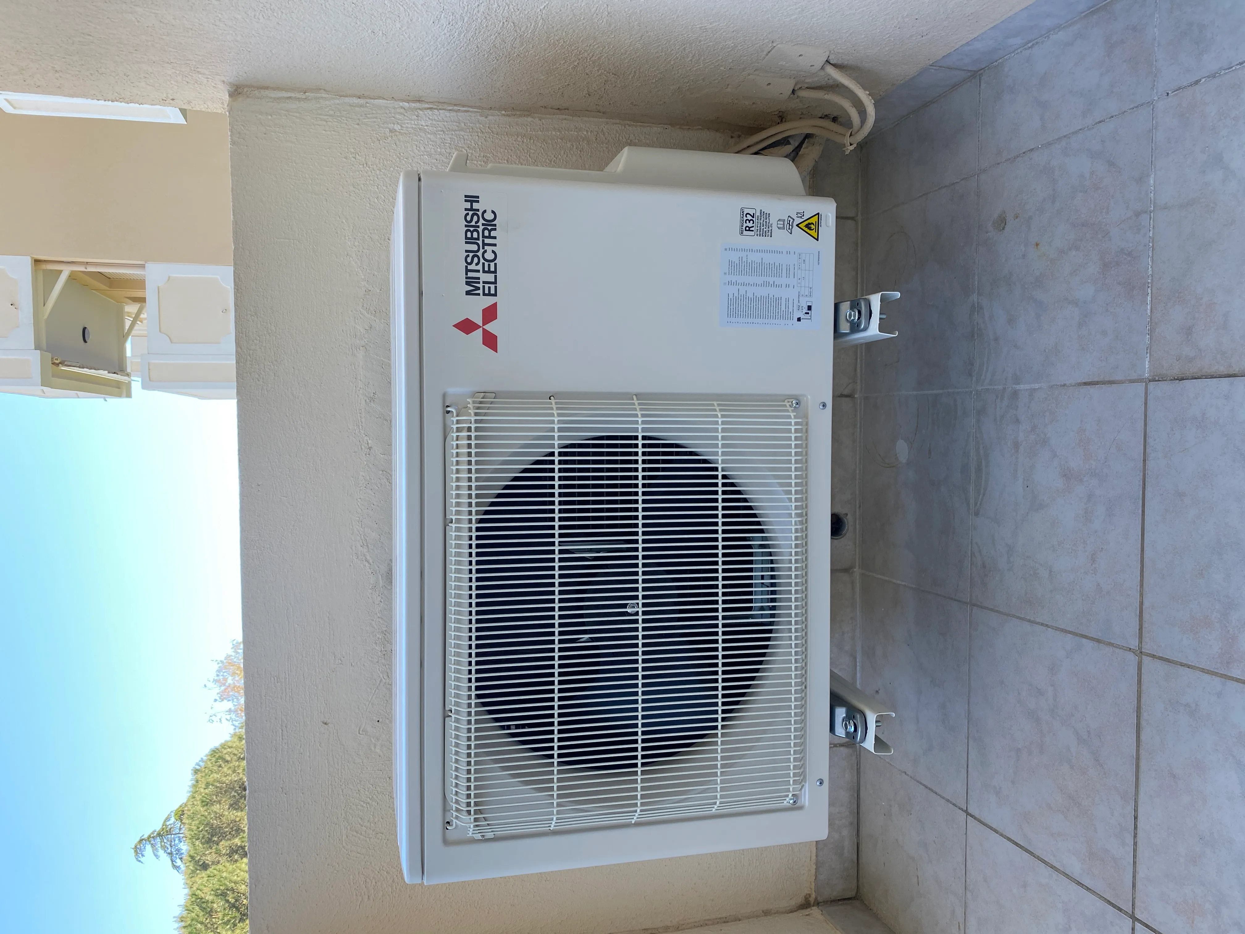Avant - Remplacement Double Split Mitsubishi Electric – Hyères