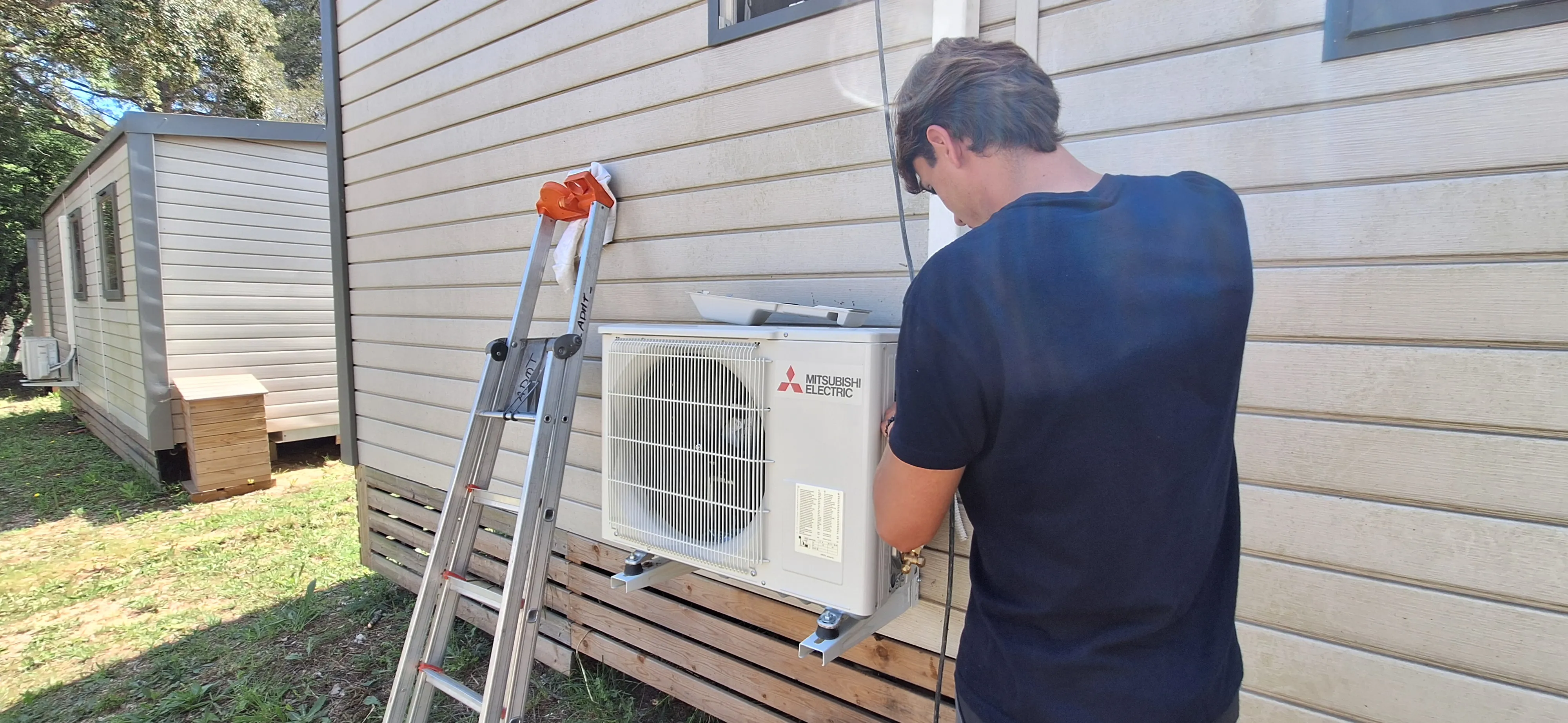Après - Remplacement Climatiseur Mitsubishi Electric - Camping